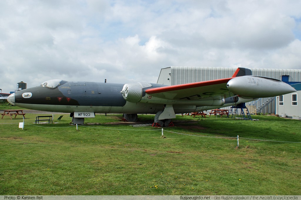 BAC / English Electric Canberra PR.3 Royal Air Force WF922 EEP71227 Midland Air Museum Coventry 2013-05-17 � Karsten Palt, ID 6838 BAC / English Electric Canberra PR.3 Royal Air Force WF922 EEP71227 Midland Air Museum Coventry 2013-05-17 � Karsten Palt, ID 6838