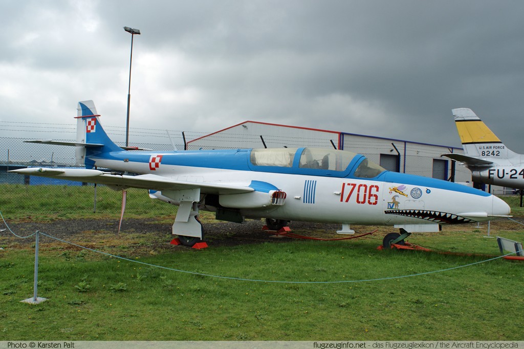 PZL Mielec TS-11-bis A Iskra Polish Air Force 1706 1H-0408 Midland Air Museum Coventry 2013-05-17 � Karsten Palt, ID 6891