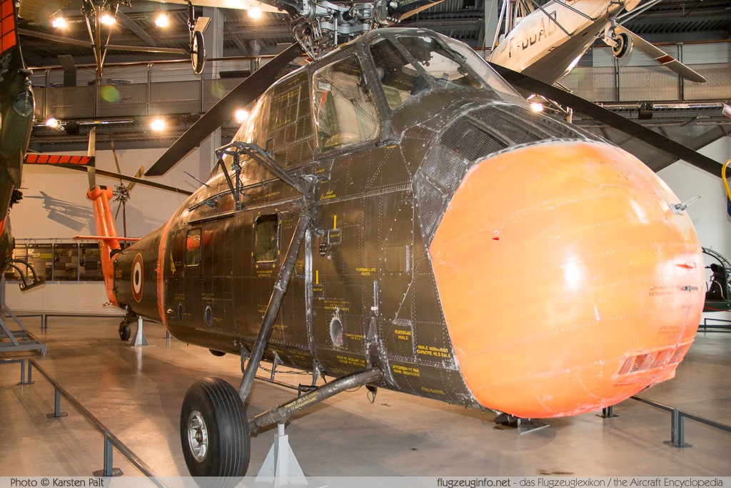 Sikorsky (Sud) H-34A (S-58A)  F-ZAGP SA053 Musee de l Air et de l Espace Paris Le Bourget 2015-04-04 � Karsten Palt, ID 10842