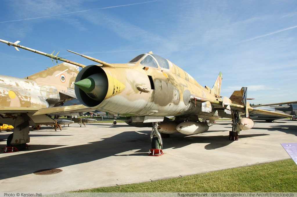 Suchoi Su-22M-4 German Air Force / Luftwaffe 25+18 26205 Museo del Aire Madrid 2014-10-23 � Karsten Palt, ID 10741
