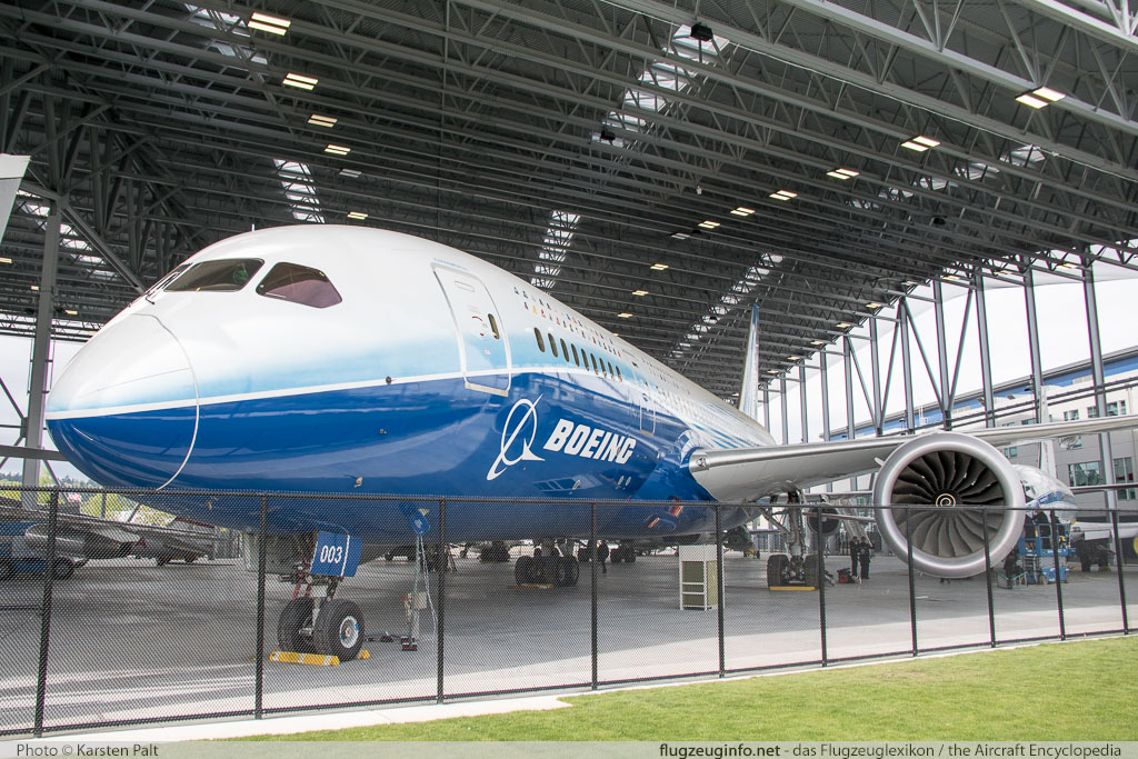 Boeing 787-8 Dreamliner Boeing N787BX 40692 / 3 Museum of Flight Seattle, WA 2016-04-12 � Karsten Palt, ID 12406