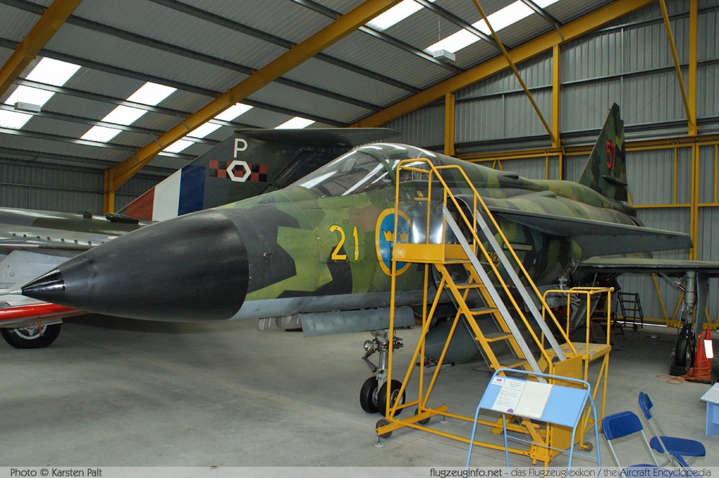 Saab AJSH37 Viggen Swedish Air Force / Flygvapnet 37918 37-918 Newark Air Museum Winthorpe, Newark 2013-05-18 � Karsten Palt, ID 6899 Saab AJSH37 Viggen Swedish Air Force / Flygvapnet 37918 37-918 Newark Air Museum Winthorpe, Newark 2013-05-18 � Karsten Palt, ID 6899