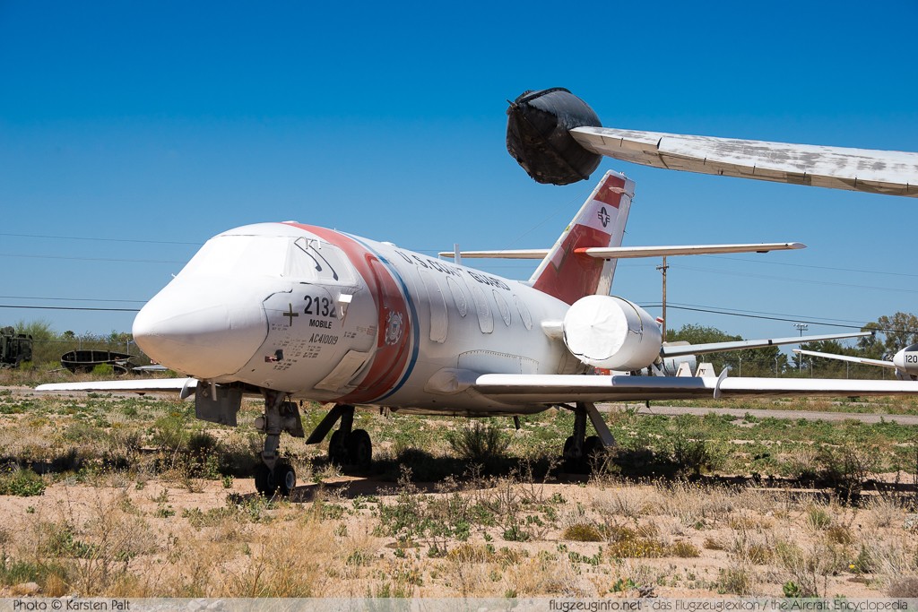 Dassault HU-25A Guardian United States Coast Guard 2132 454 Pima Air and Space Museum Tucson, AZ 2015-06-03 � Karsten Palt, ID 10975 Dassault HU-25A Guardian United States Coast Guard 2132 454 Pima Air and Space Museum Tucson, AZ 2015-06-03 � Karsten Palt, ID 10975