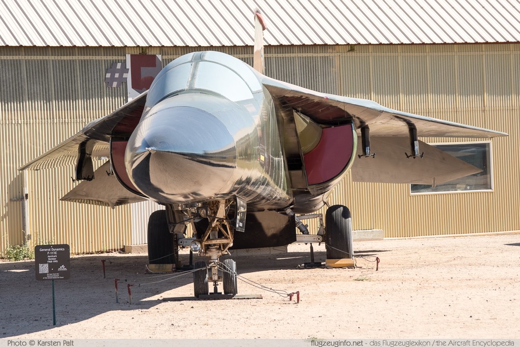 General Dynamics F-111E Aardvark United States Air Force (USAF) 68-0033 A1-202 Pima Air and Space Museum Tucson, AZ 2015-06-03 � Karsten Palt, ID 11033