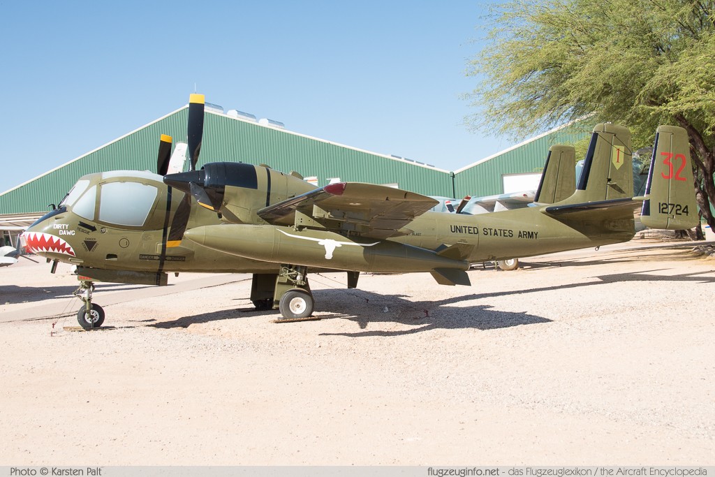 Grumman OV-1C Mohawk United States Army 61-2724 67C Pima Air and Space Museum Tucson, AZ 2015-06-03 � Karsten Palt, ID 11051