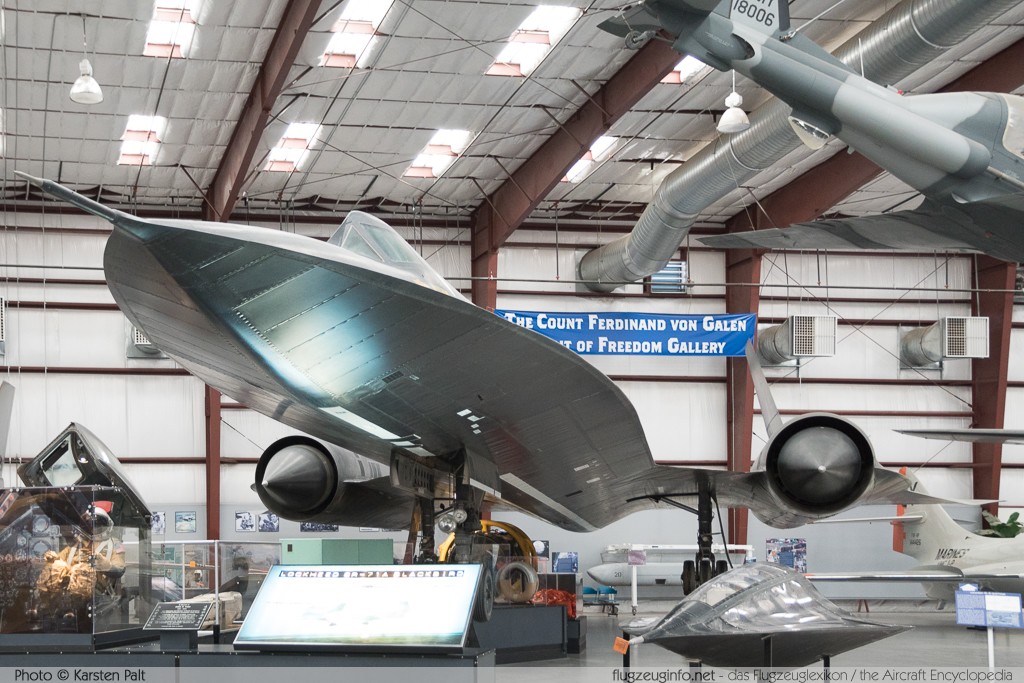 Lockheed SR-71A Blackbird United States Air Force (USAF) 61-7951 2002 Pima Air and Space Museum Tucson, AZ 2015-06-03 � Karsten Palt, ID 11103