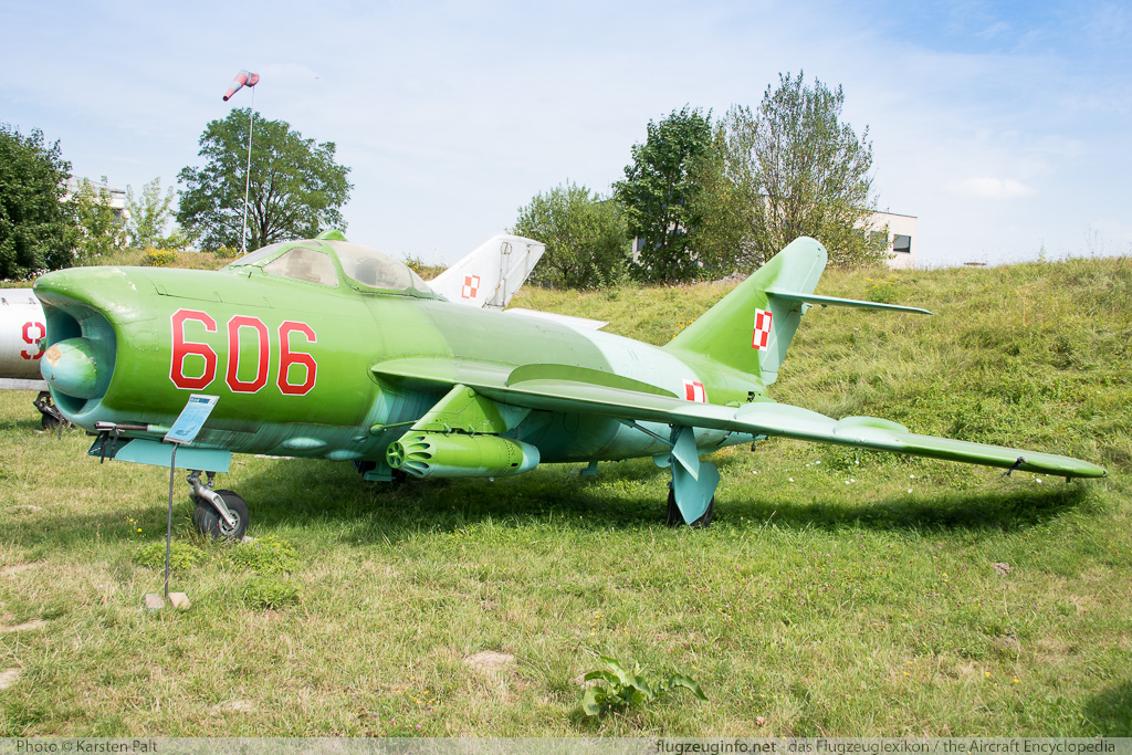 Mikoyan Gurevich / WSK PZL-Mielec Lim-6M (MiG-17) Polish Air Force 606 1D-0606 Polish Aviation Museum Krakow 2015-08-22 � Karsten Palt, ID 11615