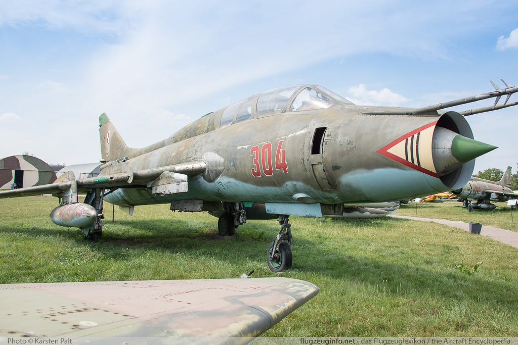 Suchoi Su-22UM-3K Polish Air Force 304 17532368304 Polish Aviation Museum Krakow 2015-08-22 � Karsten Palt, ID 11676