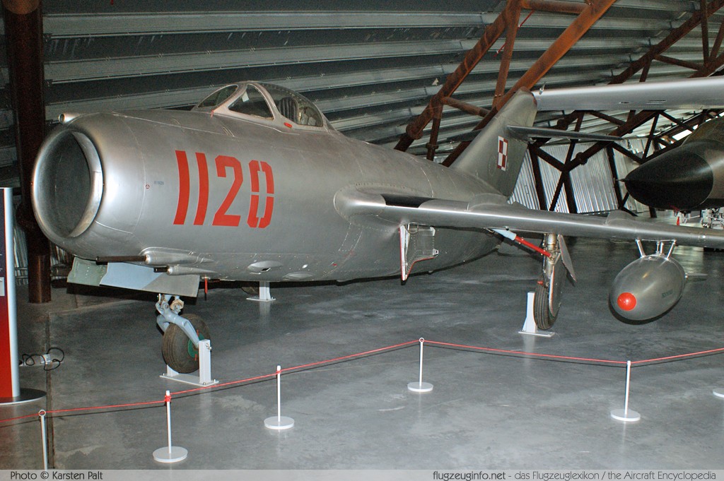 Mikoyan Gurevich MiG-15bis (WSK-Lim 2) Polish Air Force 1120 1B-01120 Royal Air Force Museum Cosford Shifnal, Shropshire 2013-05-17 � Karsten Palt, ID 6722