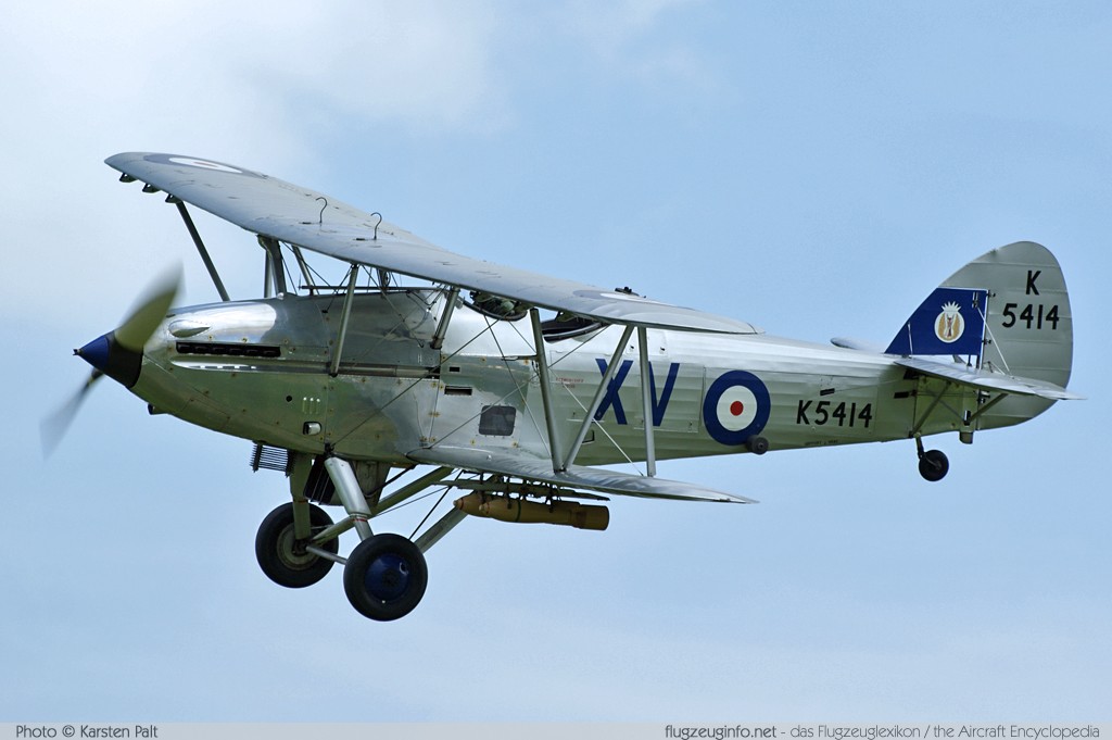 Hawker Hind G-AENP 41H/8190 The Shuttleworth Collection Old Warden Aerodrome Biggleswade 2013-05-19 � Karsten Palt, ID 7220 Hawker Hind G-AENP 41H/8190 The Shuttleworth Collection Old Warden Aerodrome Biggleswade 2013-05-19 � Karsten Palt, ID 7220