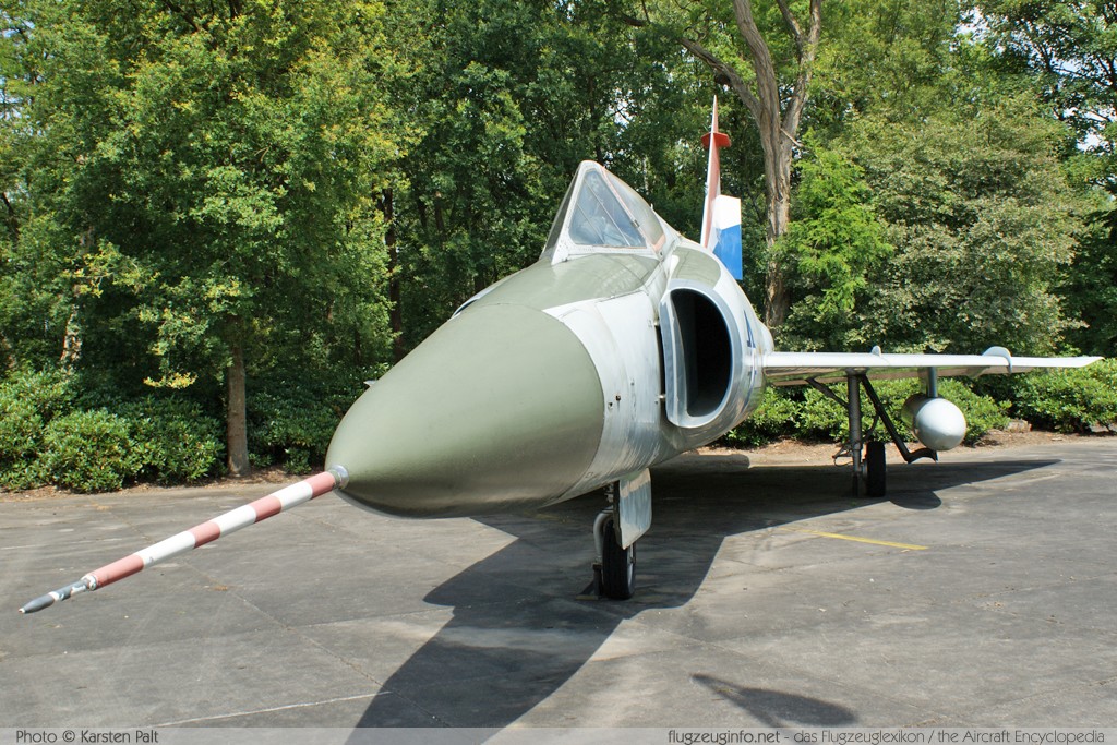 Convair F-102A Delta Dagger (8-10) Hellenic (Greece) Air Force 61052 Militaire Luchtvaart Museum Soesterberg 2009-06-25 � Karsten Palt, ID 2468 Convair F-102A Delta Dagger (8-10) Hellenic (Greece) Air Force 61052 Militaire Luchtvaart Museum Soesterberg 2009-06-25 � Karsten Palt, ID 2468