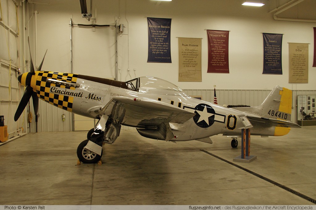 North American P-51D Mustang N83KD 122-39719 Tri-State Warbird Museum Batavia, OH (Cincinnati) 2013-10-12 � Karsten Palt, ID 7797 North American P-51D Mustang N83KD 122-39719 Tri-State Warbird Museum Batavia, OH (Cincinnati) 2013-10-12 � Karsten Palt, ID 7797