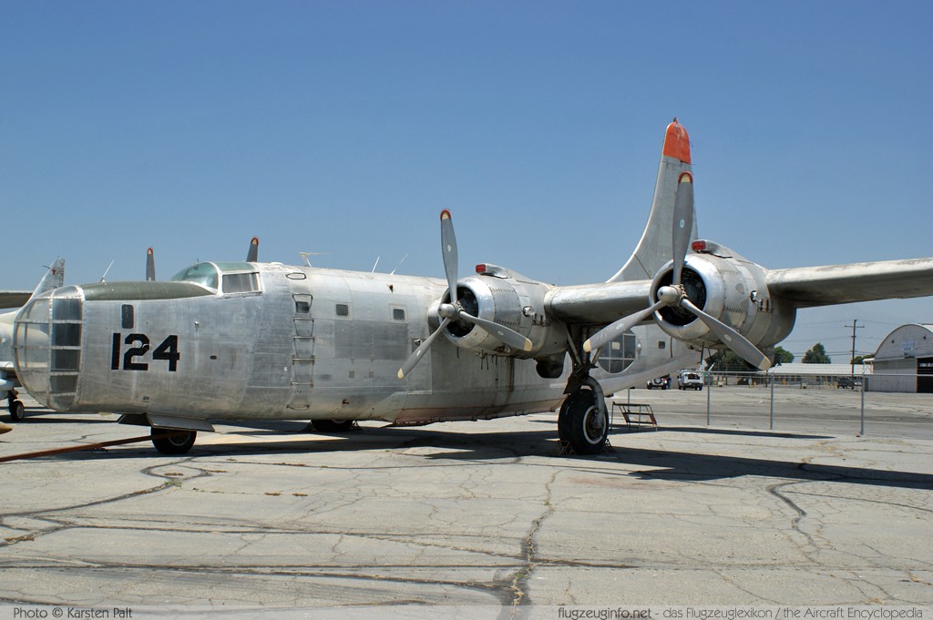 Consolidated PB4Y-2 Privateer  N2872G  Yanks Air Museum Chino, CA 2012-06-12 � Karsten Palt, ID 6327